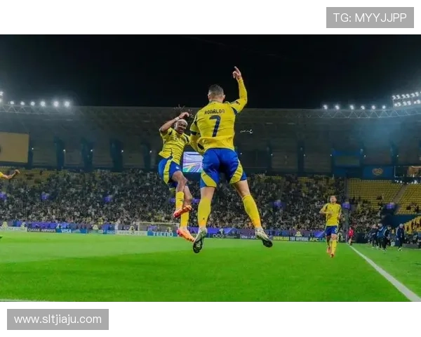 利雅得胜利四球登顶C罗双响记